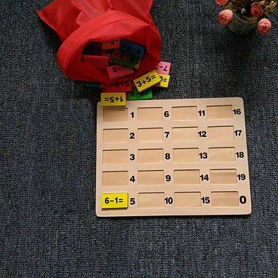Блоки домино Basswood 120pc деревянные установили ралли строя Montessori