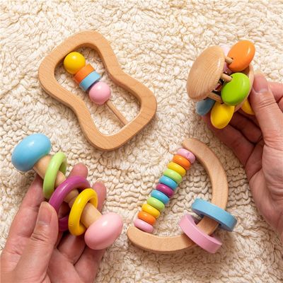 Игрушки прорезывания зубов Soother 11.6cm трещотки качество еды Teether трещотки деревянной деревянное
