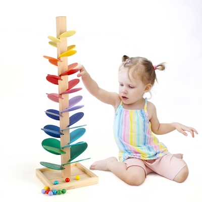 Игрушка Montessori воспитательная преграждает деревянное дерево музыки с мраморной древесиной разума детей детей младенца игры следа бега шарика